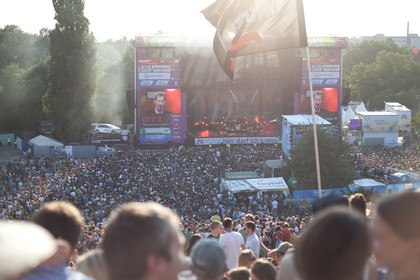 dreimal ausverkauft - DAS FEST 2013: 235.000 Menschen erlebten tolles Festival-Wochenende in Karlsruhe 